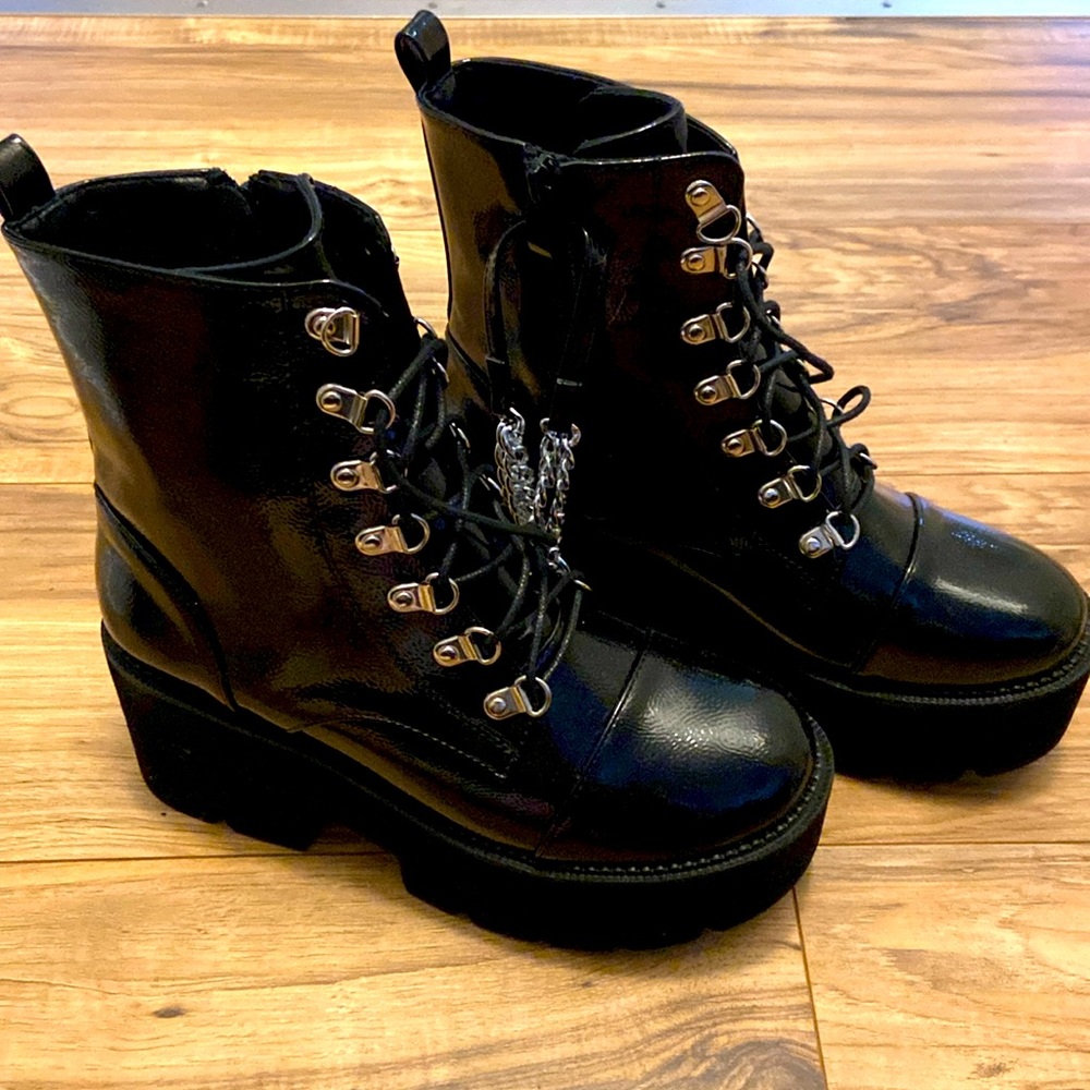 Brand new platform boots